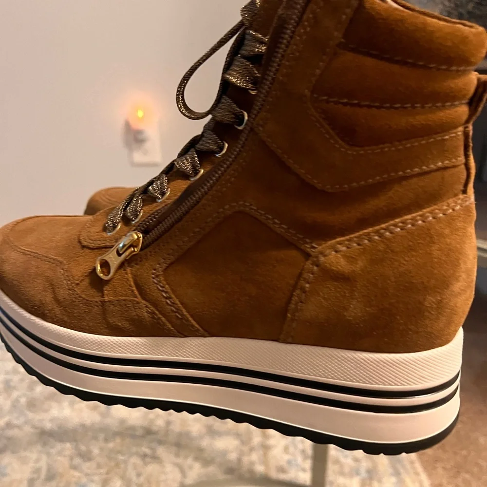 NeroGiardini Italy Suede Platform Wedge High Top Sneakers Size 37